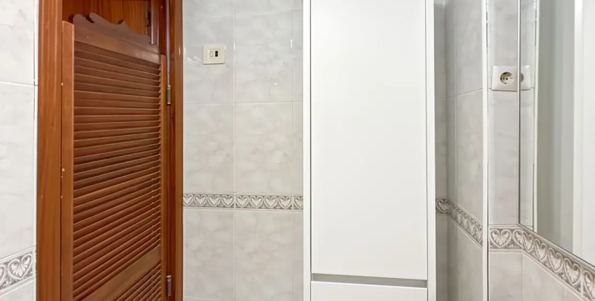 Продажа апартаментов на среднем этаже в Los Tilos 47