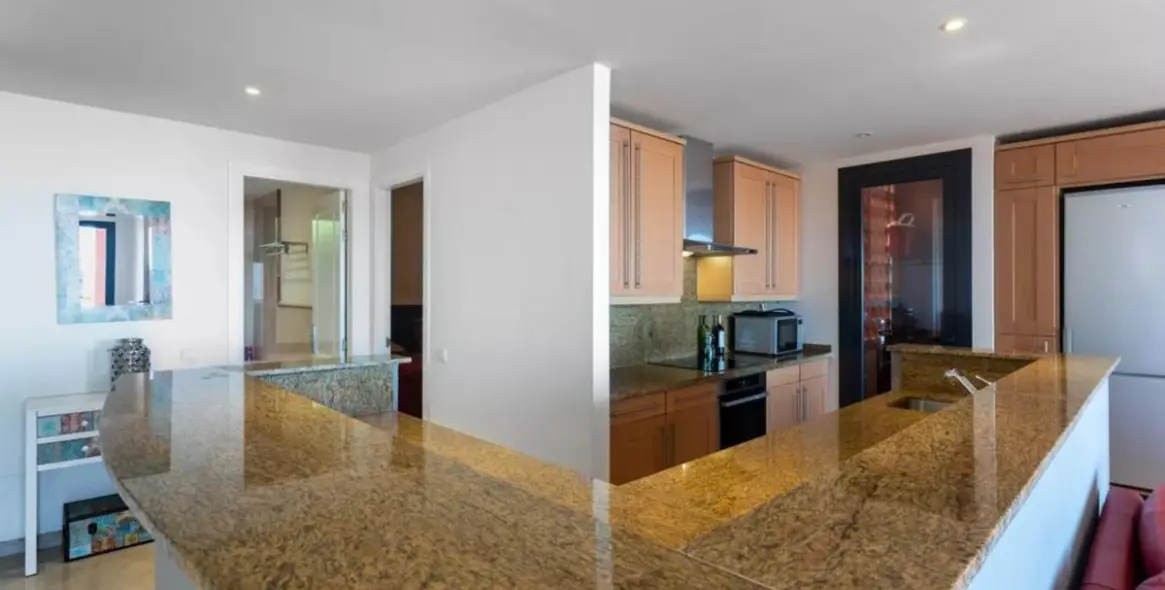 Продажа апартаментов на среднем этаже в Calahonda 8