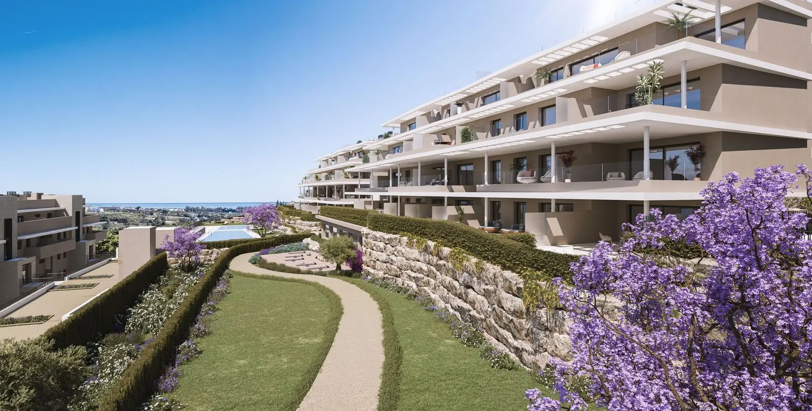 Sale of middle floor apartment in Estepona 16