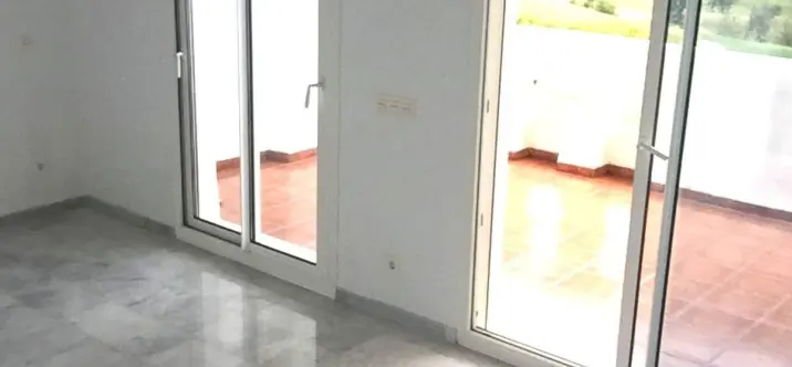 Sale of duplex in Estepona 4