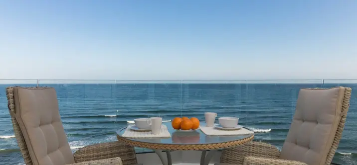 Продажа апартаментов на среднем этаже в Calahonda 0