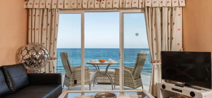 Продажа апартаментов на среднем этаже в Calahonda 4