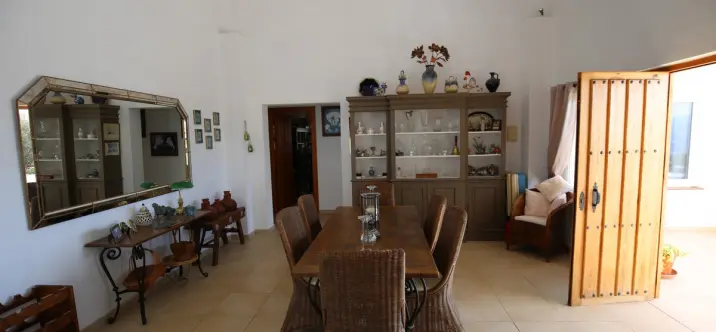 Sale of detached villa in Alcaucín 4