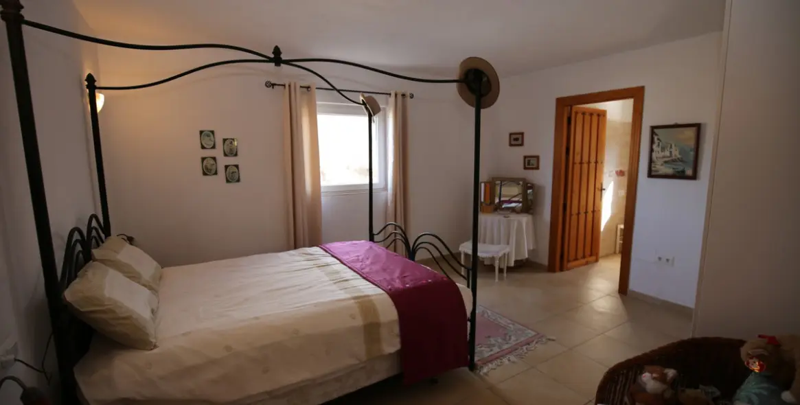 Sale of detached villa in Alcaucín 16