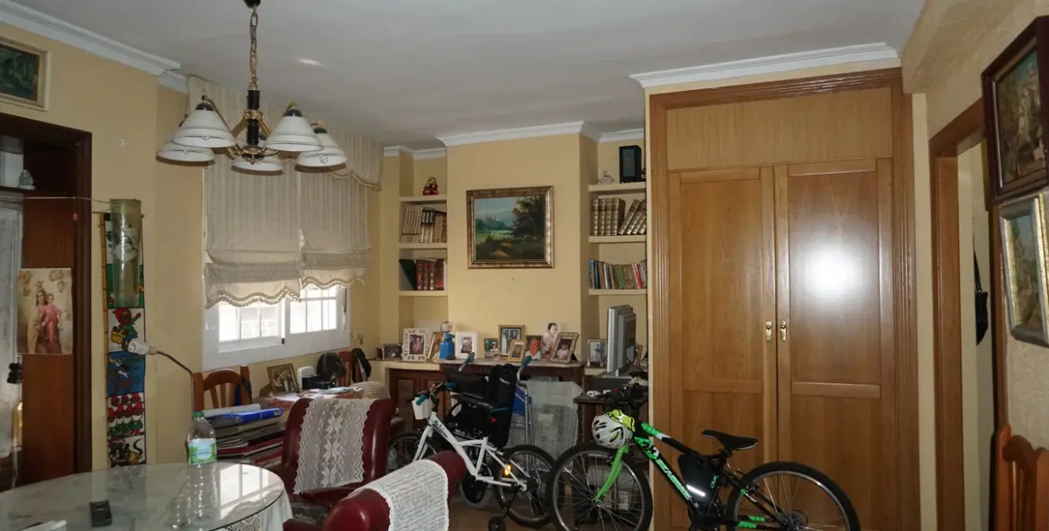Sale of semi-detached house in Torre del Mar 34
