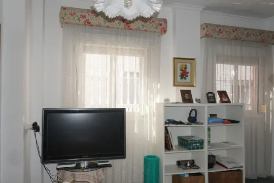 Image 4 thumb