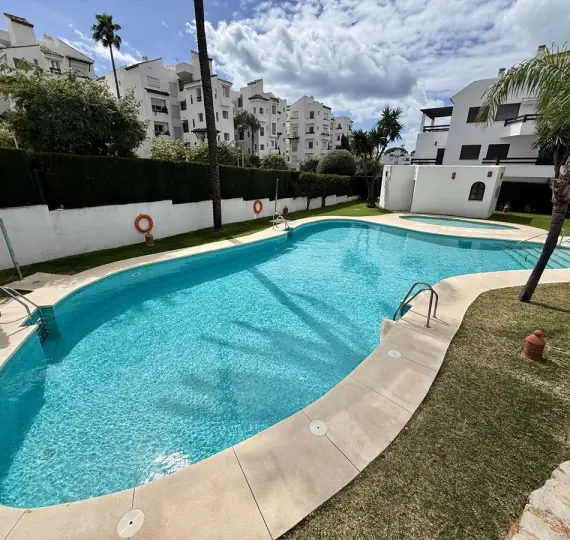Sale of ground floor apartment in Cancelada