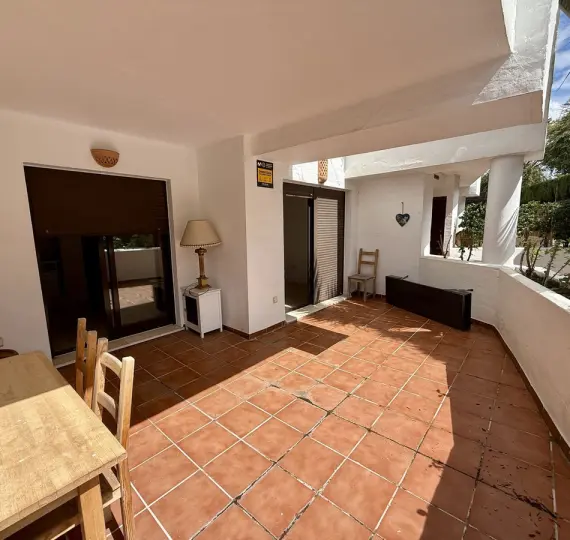 Sale of ground floor apartment in Cancelada