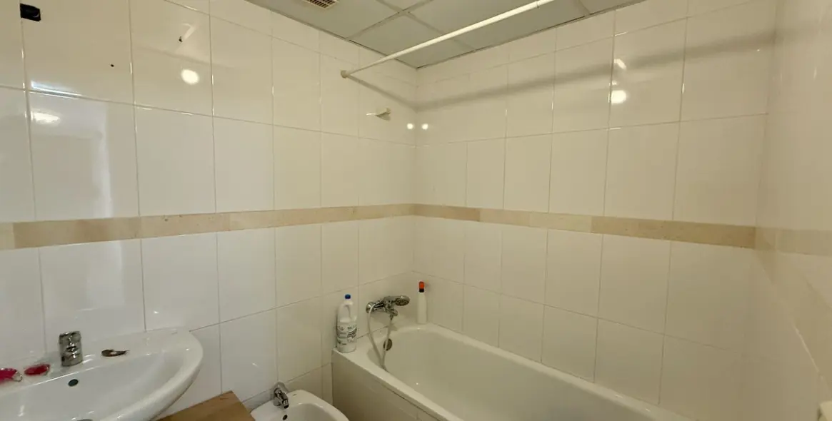 Sale of ground floor apartment in Cancelada 15