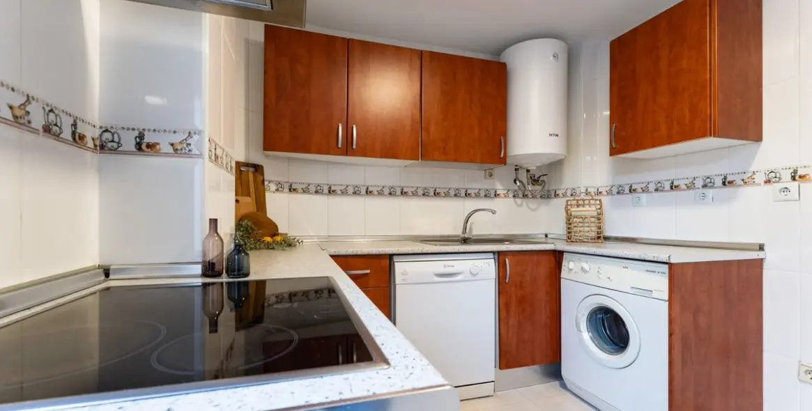 Sale of ground floor apartment in Cancelada 30