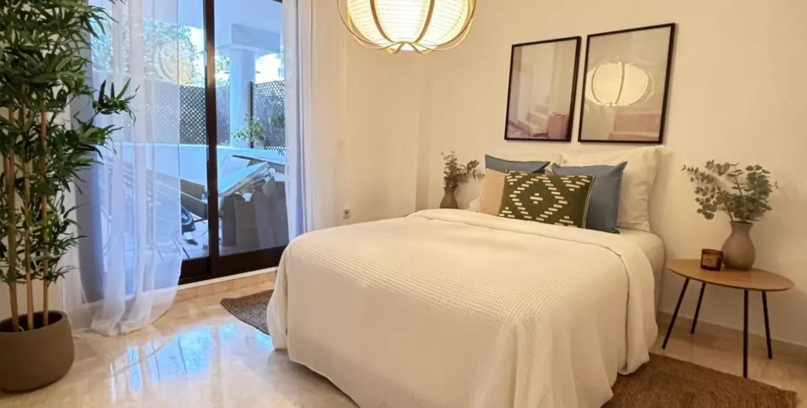 Sale of ground floor apartment in Cancelada 41