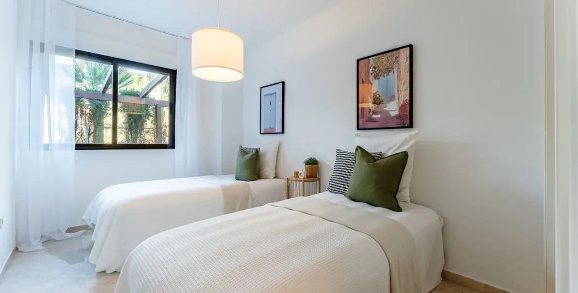 Sale of ground floor apartment in Cancelada 47