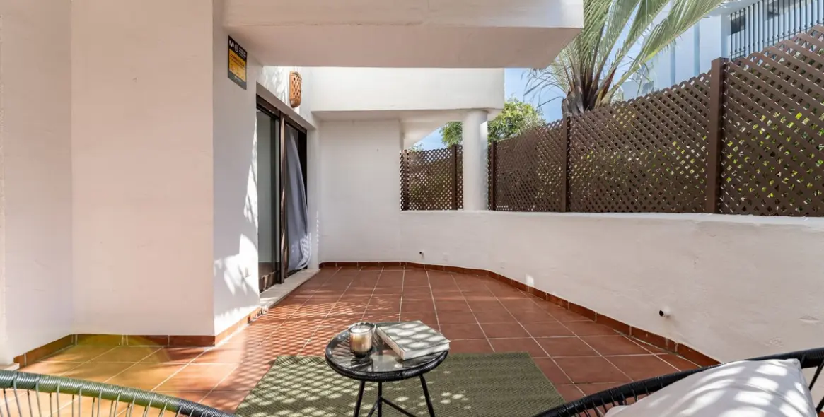 Sale of ground floor apartment in Cancelada 50