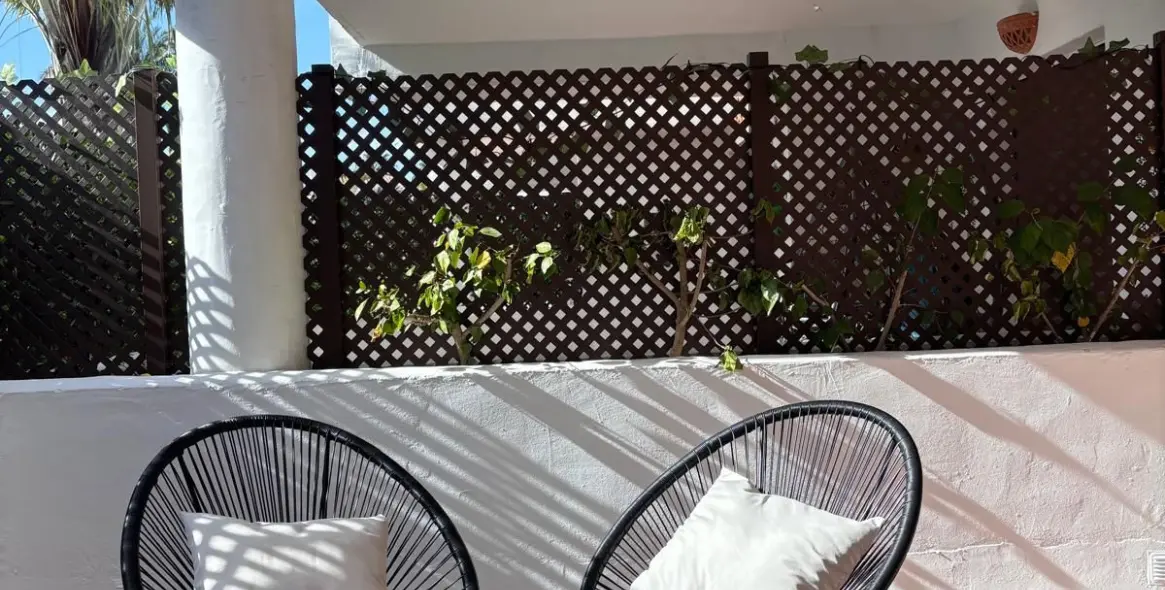 Sale of ground floor apartment in Cancelada 57