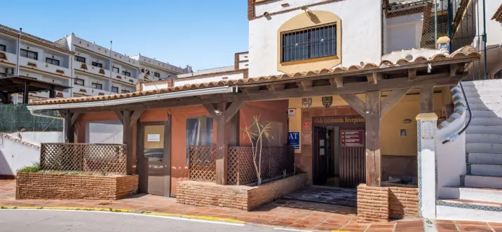 Venta de local comercial en Calahonda 0