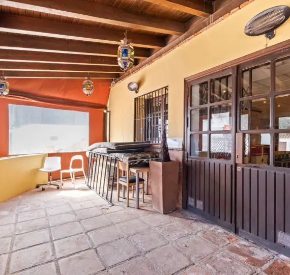 Venta de local comercial en Calahonda