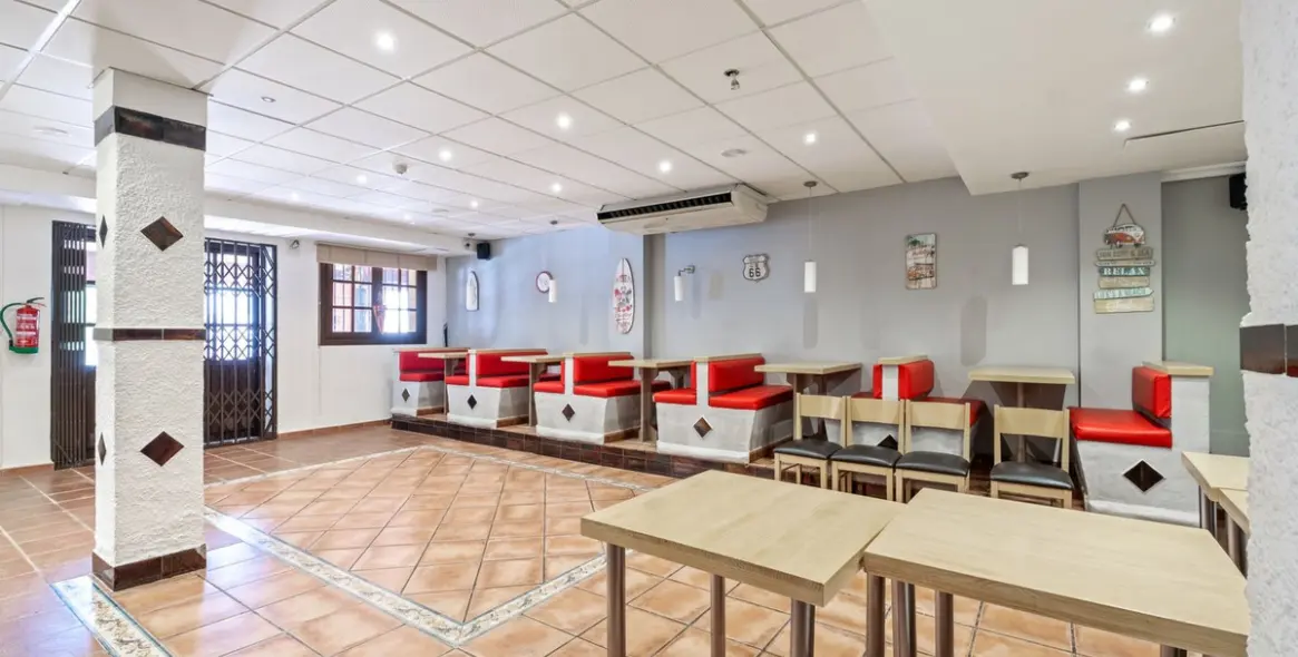 Sale of commercial premises in Calahonda 9