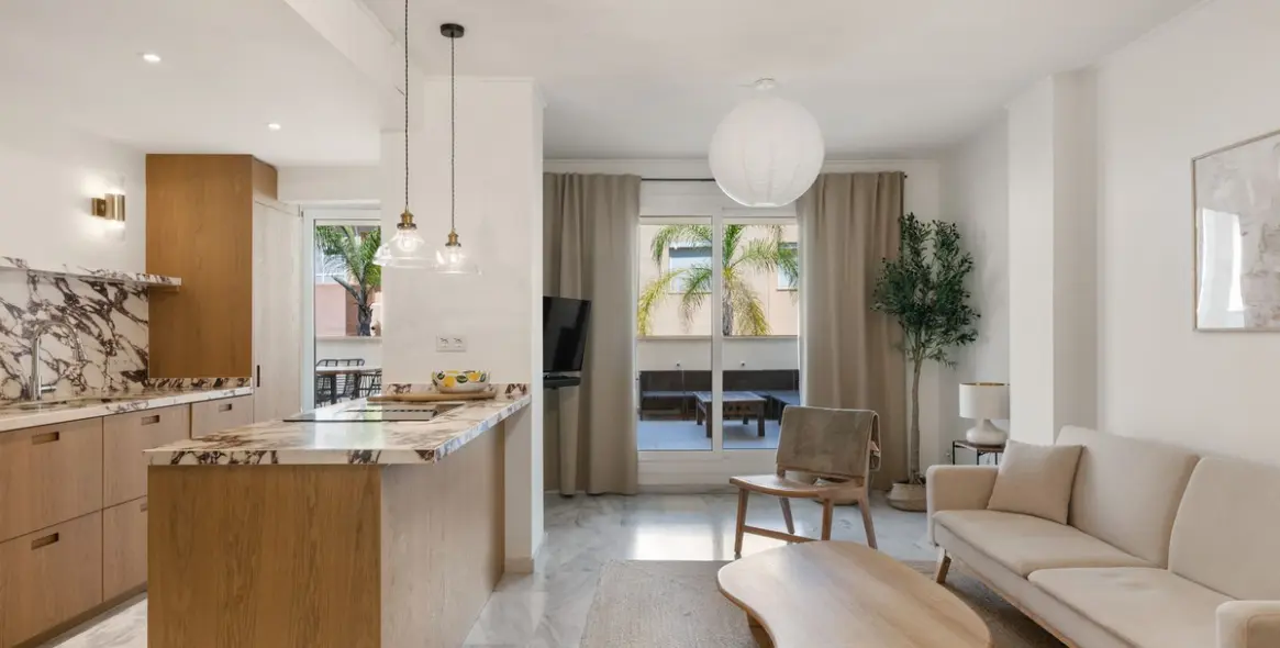 Продажа апартаментов на среднем этаже в Nueva Andalucía 10