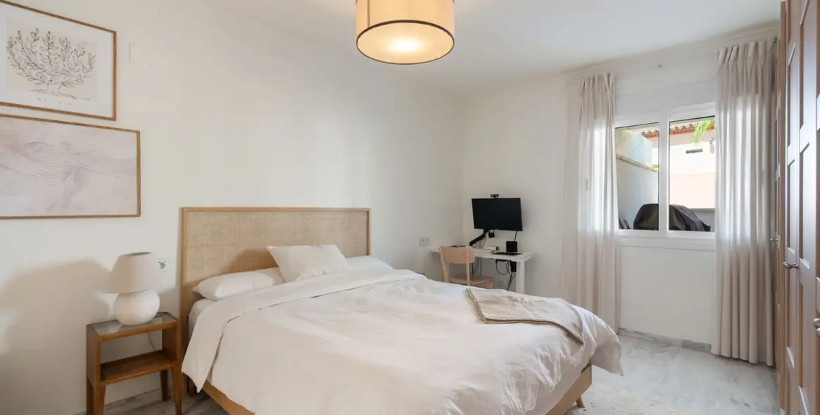 Продажа апартаментов на среднем этаже в Nueva Andalucía 13