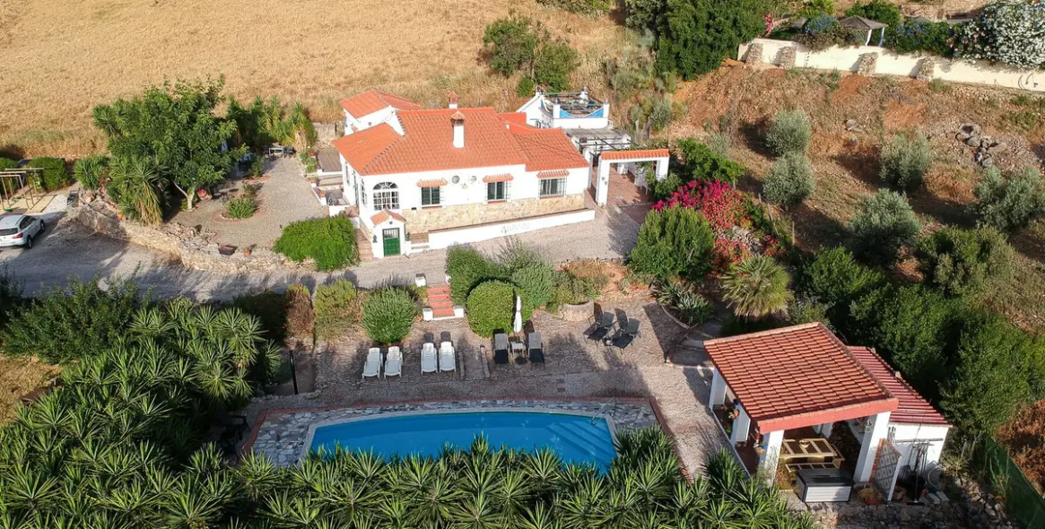 Sale of finca - cortijo in Villanueva De La Concepcion 1