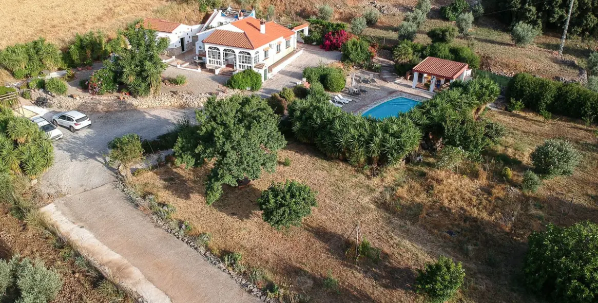 Sale of finca - cortijo in Villanueva De La Concepcion 2