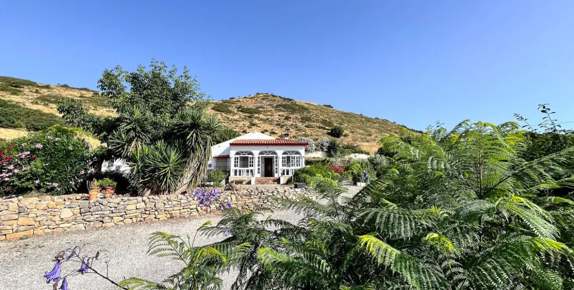 Sale of finca - cortijo in Villanueva De La Concepcion 4