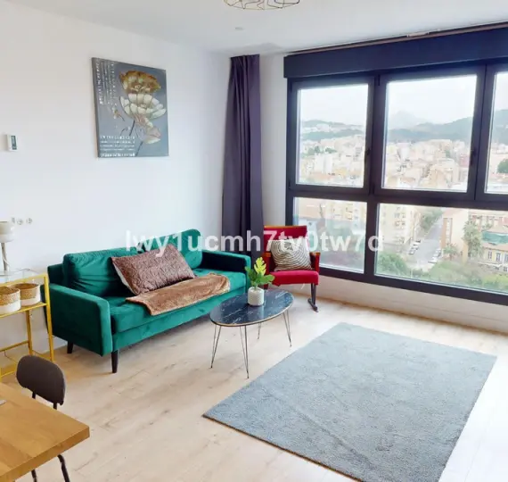 Sale of middle floor apartment in Martiricos