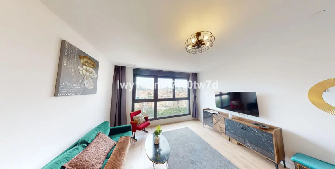 Sale of middle floor apartment in Martiricos 8