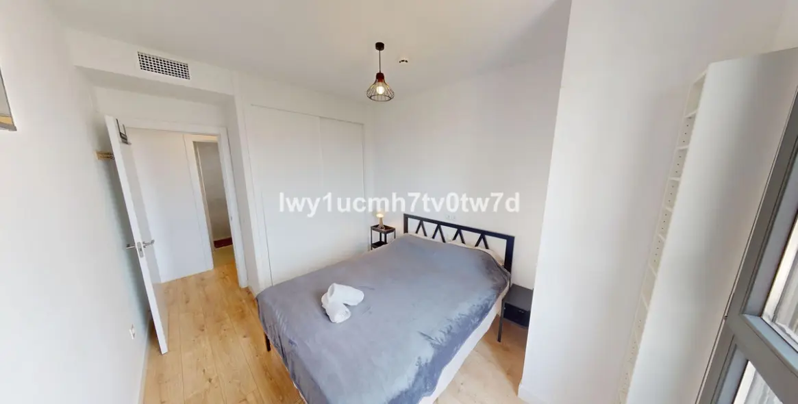 Sale of middle floor apartment in Martiricos 12