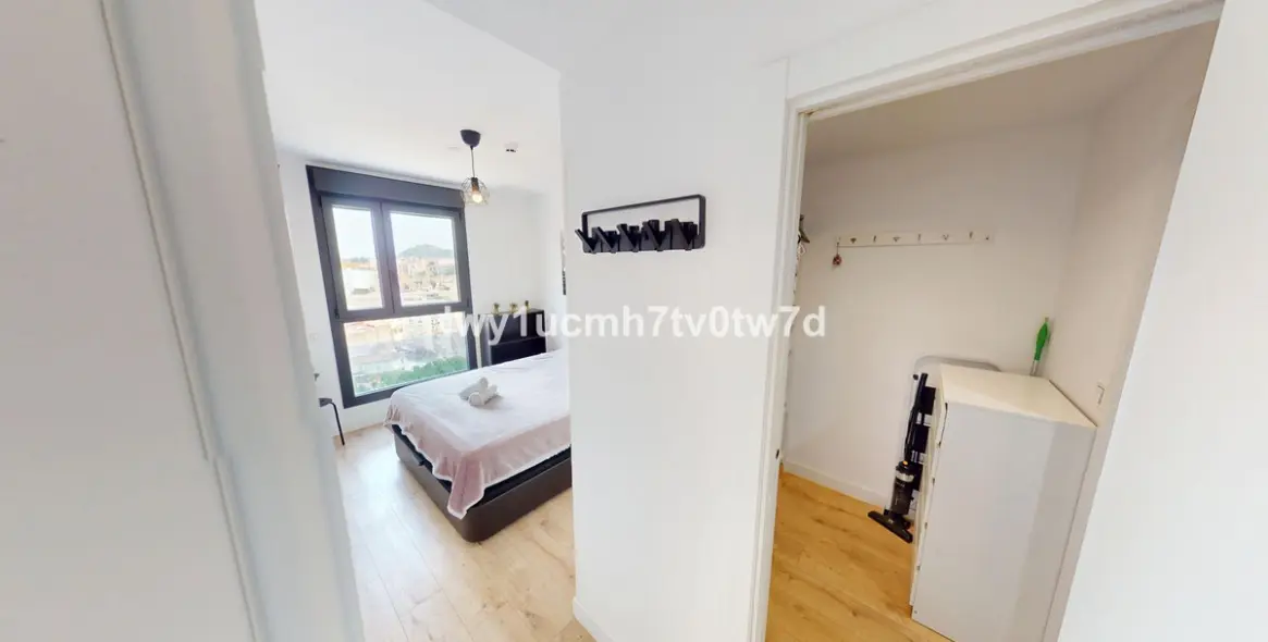 Sale of middle floor apartment in Martiricos 15