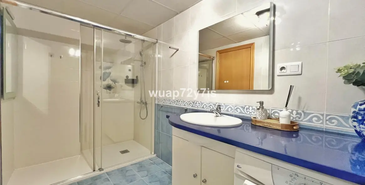 Venta de apartamento en planta baja en Guadalmina Alta 8