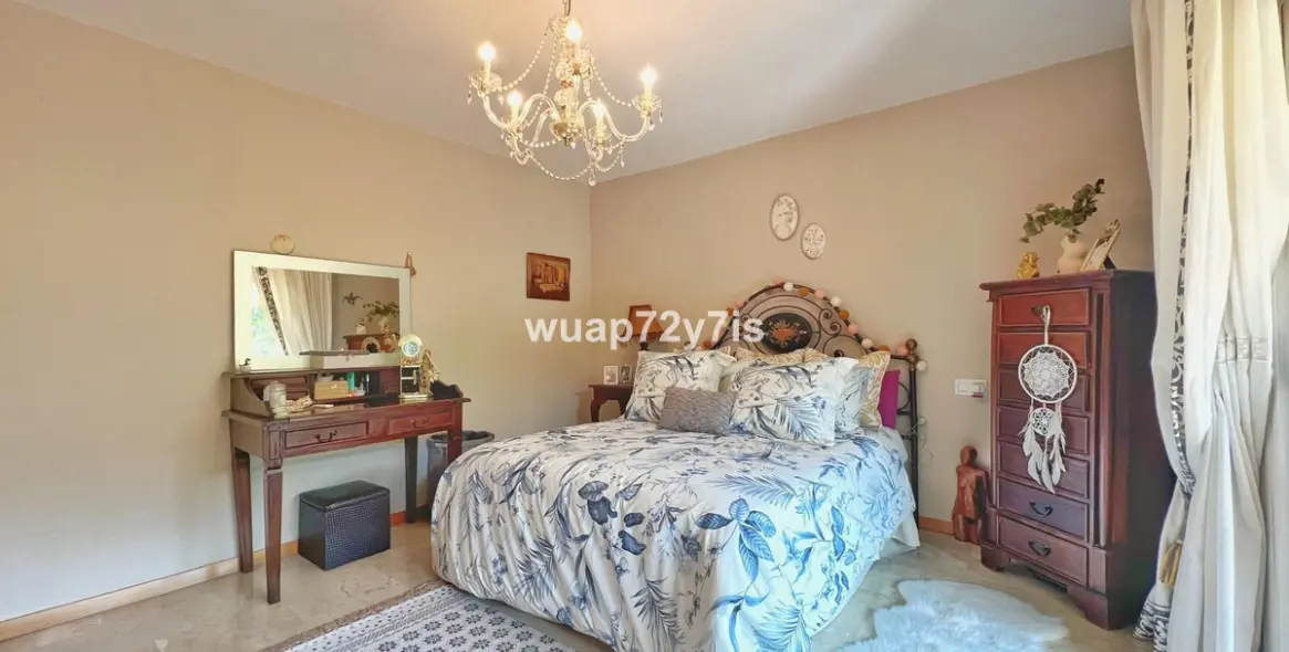 Sale of ground floor apartment in Guadalmina Alta 21