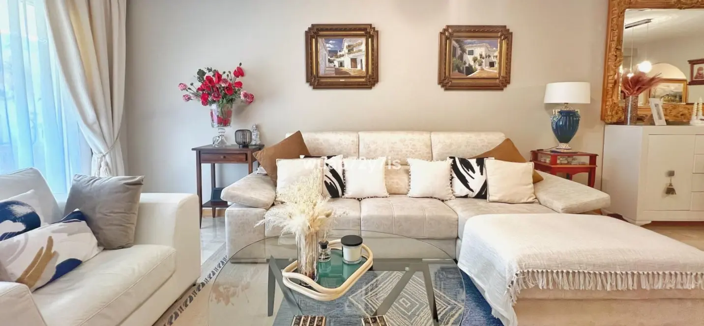 Sale of ground floor apartment in Guadalmina Alta 3