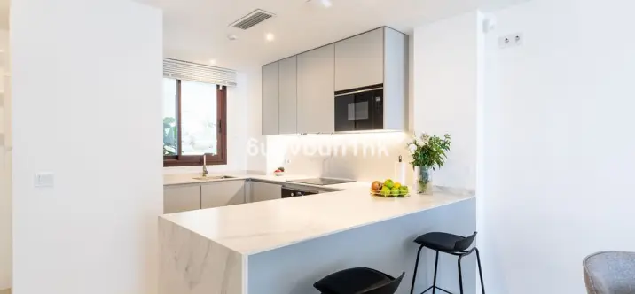 Продажа апартаментов на первом этаже в Fuengirola 3