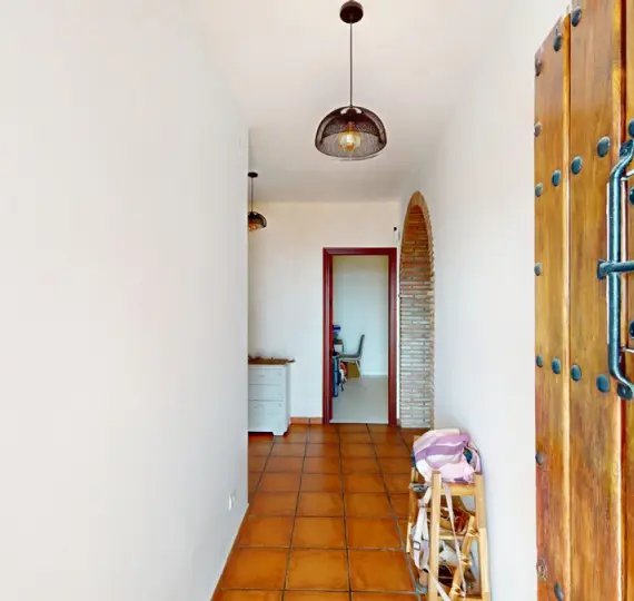 Sale of detached villa in Arenas