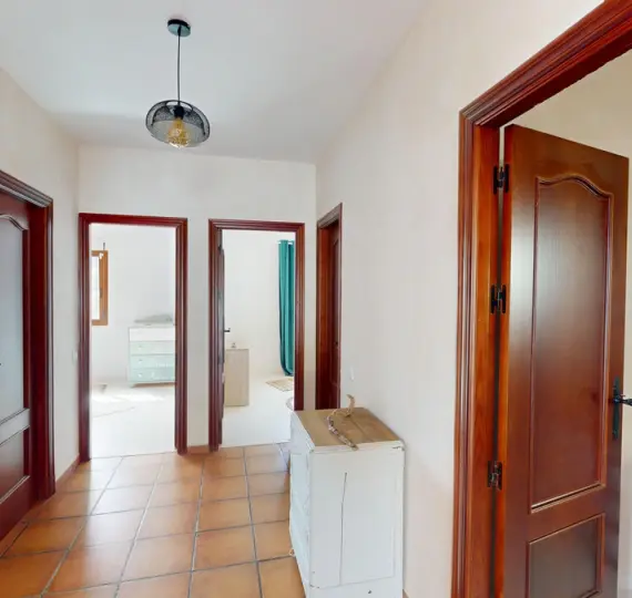 Sale of detached villa in Arenas