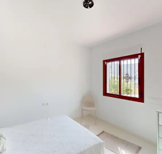 Sale of detached villa in Arenas