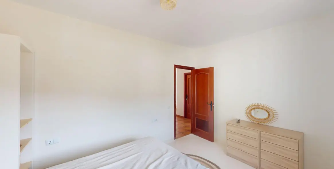 Sale of detached villa in Arenas 9