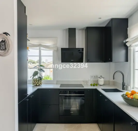 Продажа пентхауса в New Golden Mile