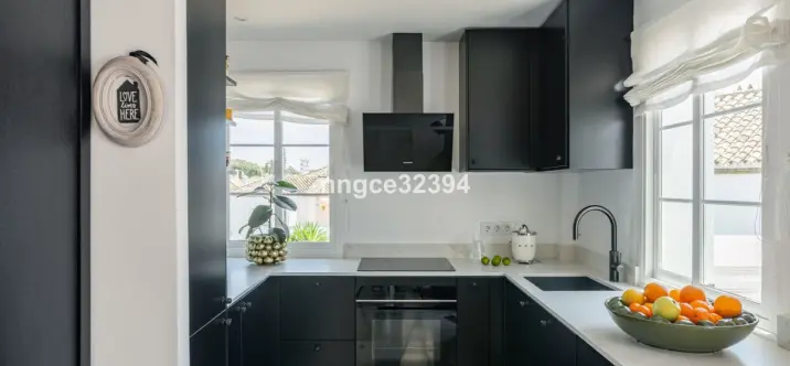 Продажа пентхауса в New Golden Mile 2