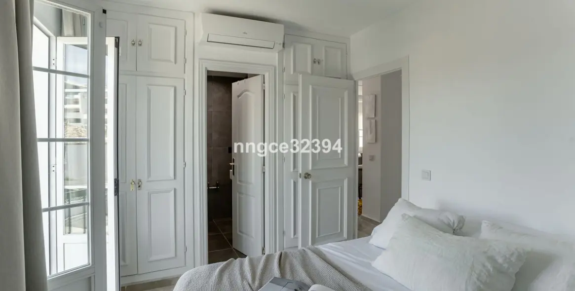 Продажа пентхауса в New Golden Mile 11