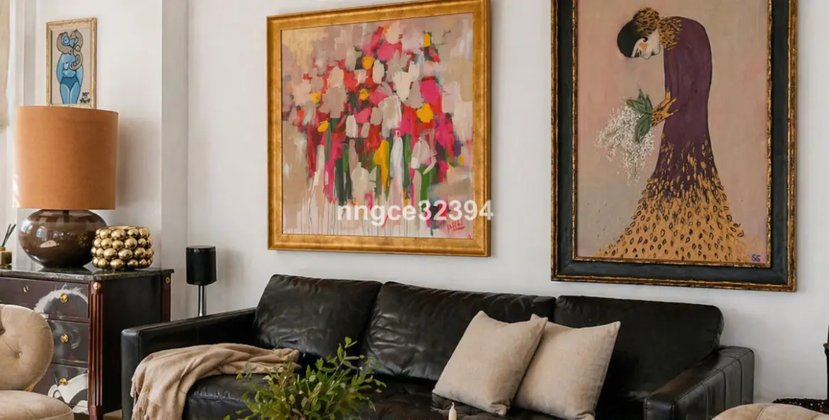Sale of penthouse in New Golden Mile 29