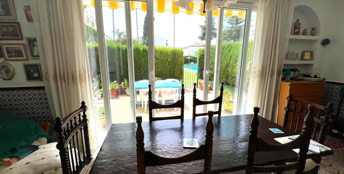 Sale of townhouse in Atalaya 3