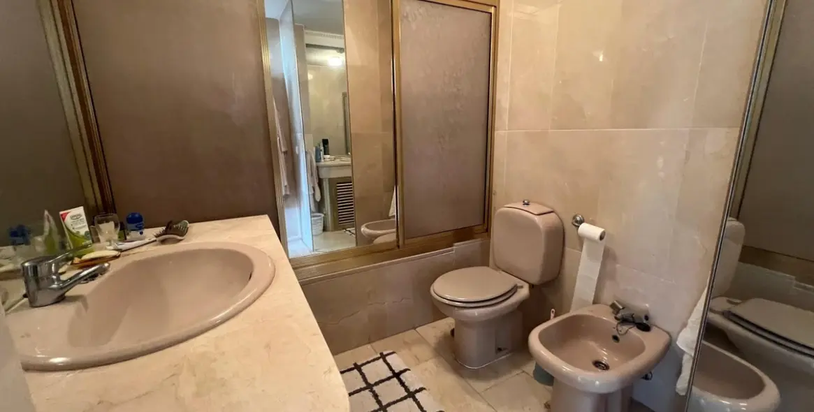 Sale of townhouse in Atalaya 15