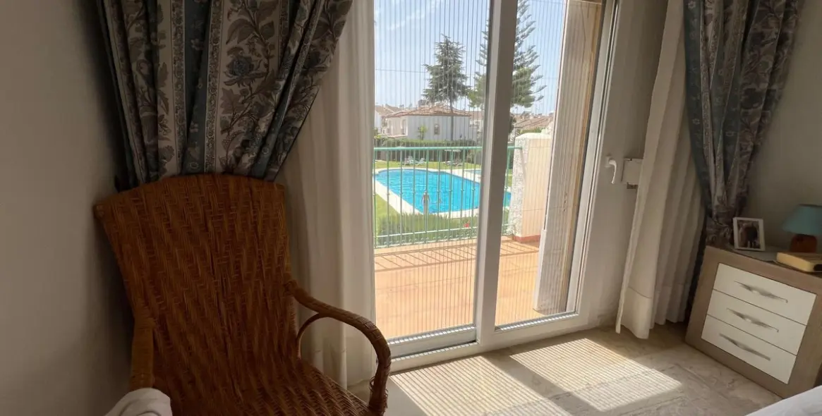 Sale of townhouse in Atalaya 17