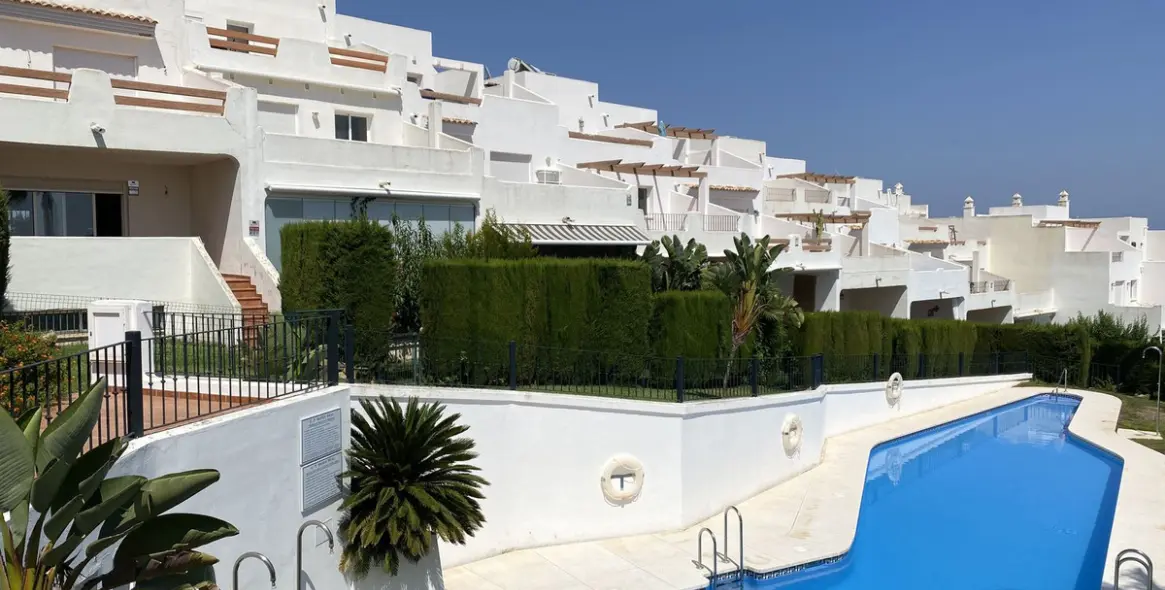 Sale of townhouse in Manilva 8