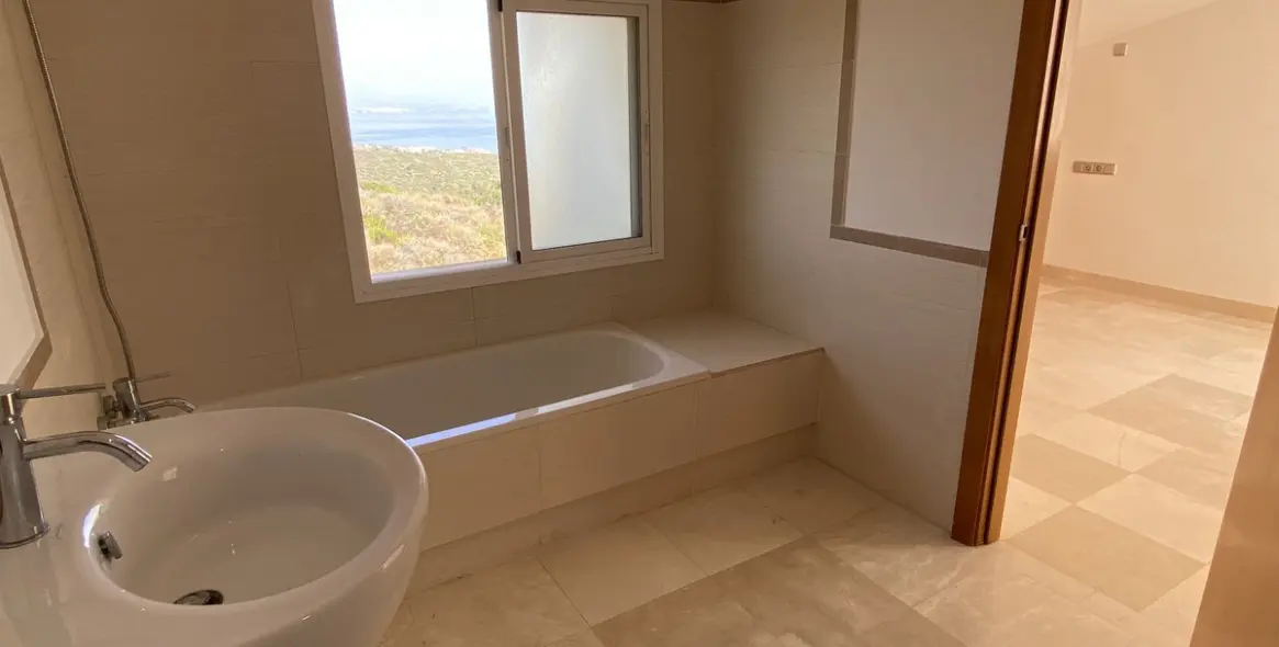 Sale of townhouse in Manilva 19