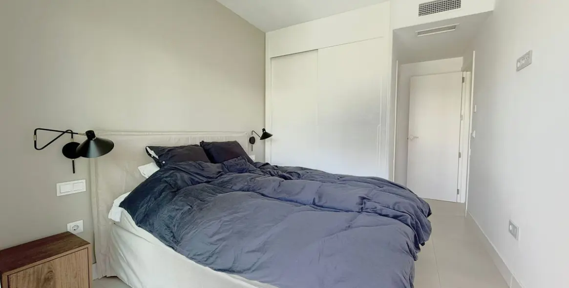 Продажа апартаментов на первом этаже в Higueron 17