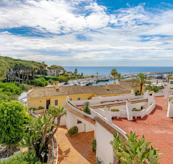 Sale of penthouse in Puerto de Cabopino