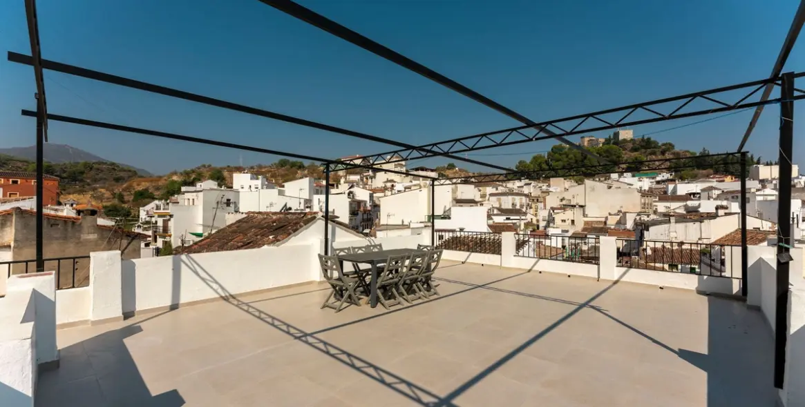 Sale of townhouse in Monda 32